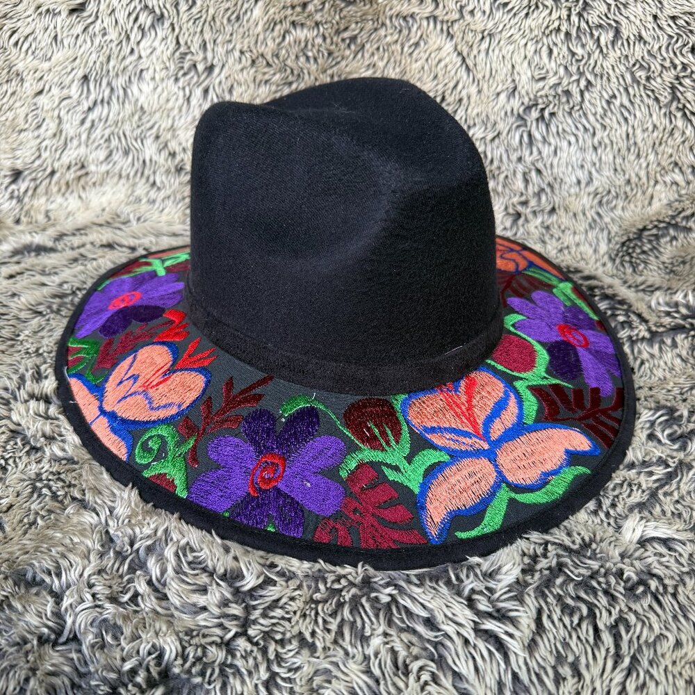 Handmade Embroidered Floral Wool Hat – Mexico City Artisan, 15”x13”